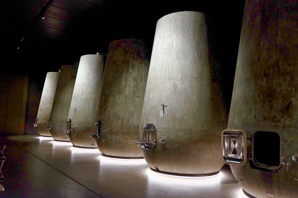 Pieropan Cantina 2